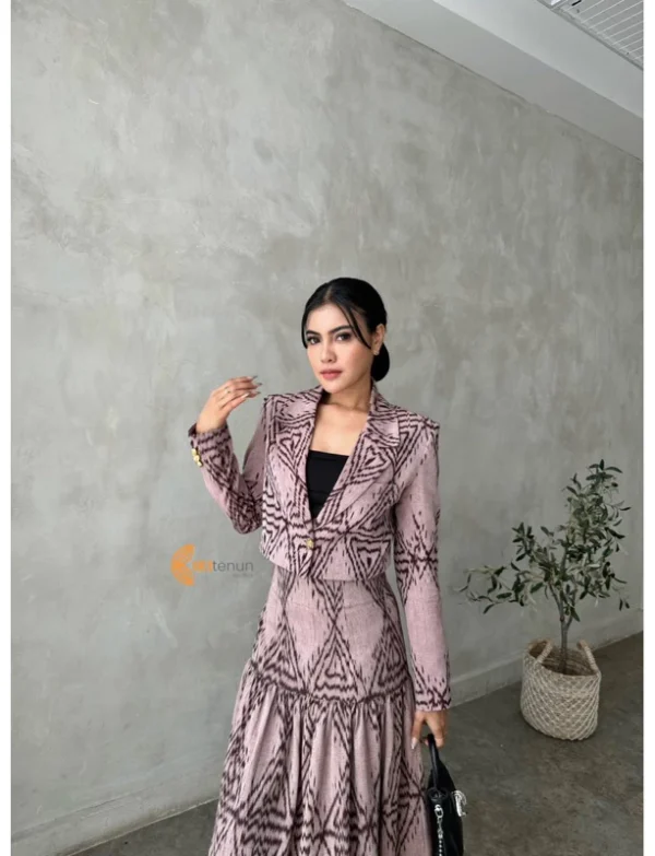 Aura Blazer